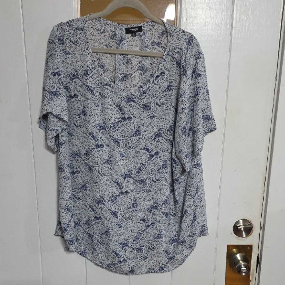 Premise Women Blouse Blue Paisley Pleated Back Lightweight Sz 2X EUC